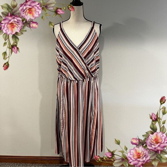 Maurice’s striped dress with straps - Picture 1 of 14